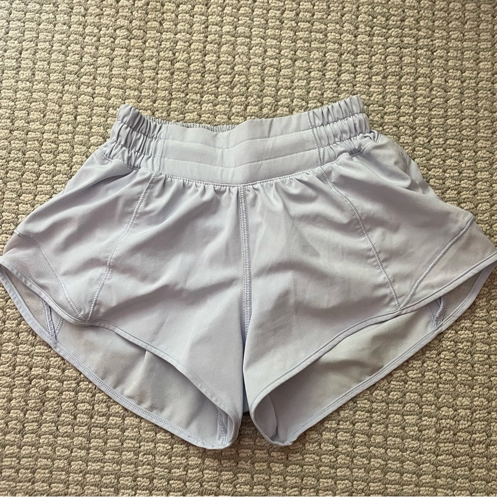 lululemon hotty hot shorts size 0 blue linen 2.5” inseam
